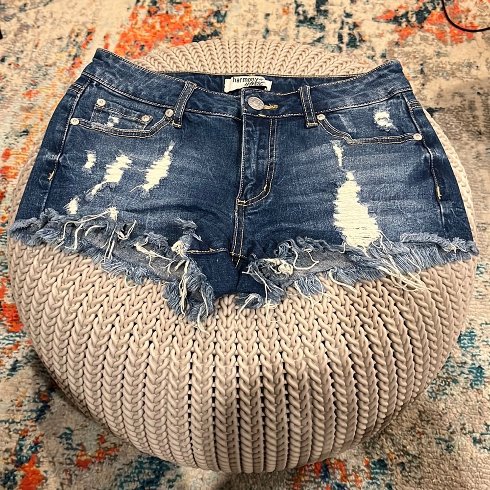 Harmony Havoc Junior denim shorts. Size 7 (waist 28)
